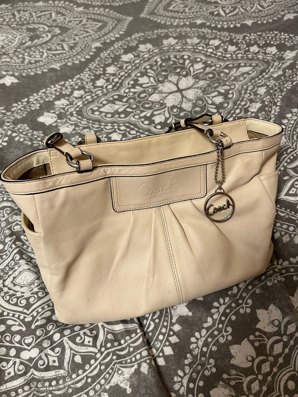 Coach Cream Leather Shoulder Bag with Signature Charm